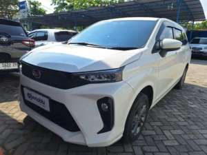 Jual bekas DP MURAH Daihatsu Xenia 1.3 R Bensin Matic 2022 PUTIH,lokasi di 