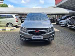 Jual bekas DP MURAH Wuling Cortez 1.8 L Lux AMT Bensin-AT 2018 Silver CPFQB,lokasi di 