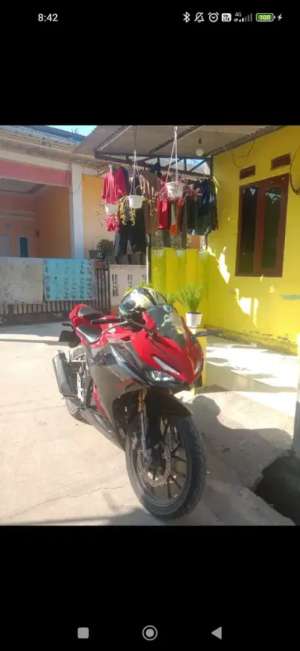 Jual bekas For sale Honda CBR 150R K45R Tahun 2021,lokasi di Koja