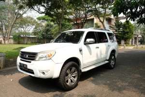 Jual bekas Ford Everest 2012 2500cc Solar XLT,lokasi di 