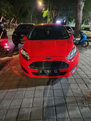 Jual bekas Ford Fiesta Manual Mulus,lokasi di 