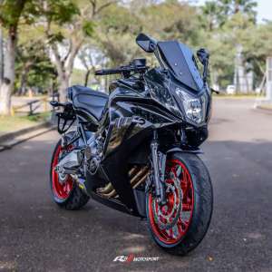 Jual bekas Full Paper Honda CBR 650F Nik 2015 Knalpot Akrapovic,lokasi di Mijen