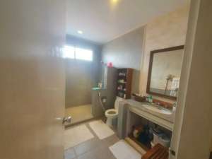 Guest House Mewah di Rasamala Menteng Dalam Jakarta lokasi di Tebet, tersedia melalui melalui situs Olx