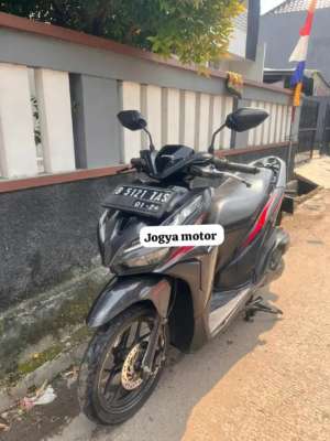 Jual bekas harga bersahabathonda n vario 125 cbs th 2019,lokasi di Jagakarsa