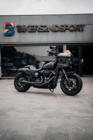 Jual bekas HARLEY DAVIDSON FATBOB z900 r6 zx,lokasi di Cilandak