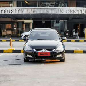 Jual bekas HONDA ACCORD 2.4 VTIL METIC 2006,lokasi di 