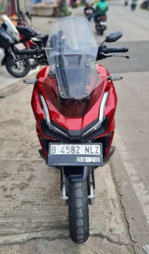 Jual bekas HONDA ADV CBS 160 2023,lokasi di Pondok Aren