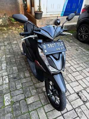 Jual bekas HONDA BEAT CBS DELUXE 2022, LOW KM 8000,lokasi di Cilandak