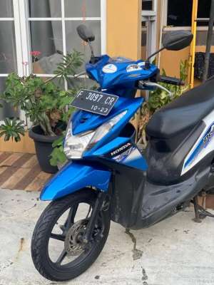 Jual bekas Honda Beat Fi 2013,lokasi di Tanah Sereal