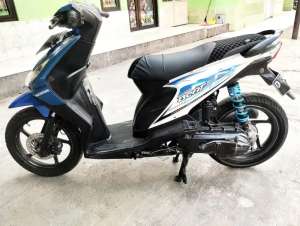 Jual bekas Honda Beat Karbu Kumplit Isi Orsnilan Jual Cepat Murah,lokasi di Cimahi Selatan