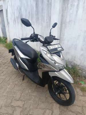 Jual bekas Honda beat street 2024,lokasi di Bumi Waras