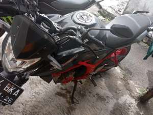 Jual bekas Honda CB150R Special Edition,lokasi di Pulo Gadung
