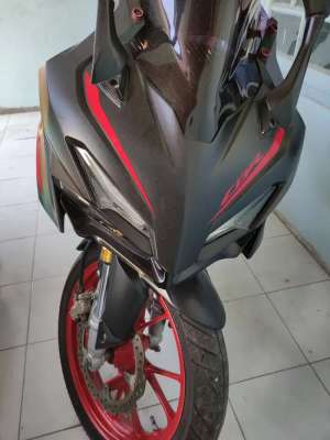 Jual bekas HONDA CBR 150 R TAHUN 2021,lokasi di Cikande