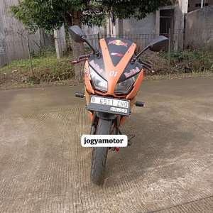 Jual bekas Honda CBR 150 Redbull th 2014 motor second murah meriah,lokasi di Tangerang Selatan