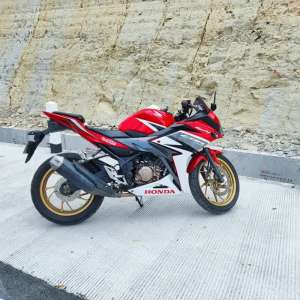 Jual bekas Honda CBR150R 2017,lokasi di Gondokusuman