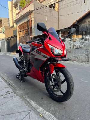 Jual bekas Honda CBR150R CBR150 CBR 150 R CBR 150R K45A K45 K 45 A 45A 2015,lokasi di Mampang Prapatan