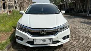 Jual bekas Honda City GM6 Facelift 2017 BensinMulus, KM Rendah,lokasi di 