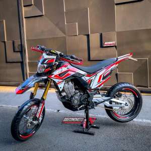 Jual bekas HONDA CRF 150 CRF150 SUPERMOTO TRAIL LOW KM MULUS SIAP TOURING,lokasi di Tambora