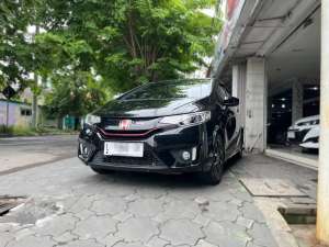 Jual bekas Honda Jazz RS AT Matic 2016,lokasi di 