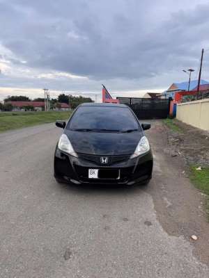 Jual bekas HONDA JAZZ S MATIC KONDISI SUPER,lokasi di 