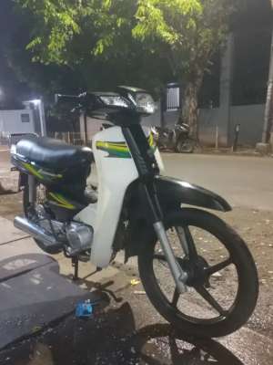 Jual bekas Honda Legenda 2003 Original Joss murmer,lokasi di Kebon Jeruk