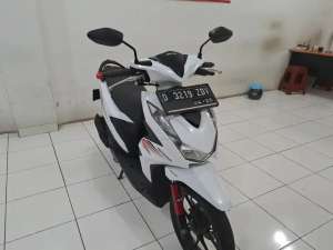 Jual bekas honda new beat fi cbs 2021 km 37rb,lokasi di Arjasari