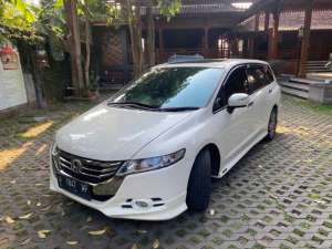 Jual bekas Honda Odyssey 2.4 Absolute Matic 2012,lokasi di K                           