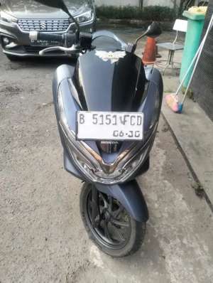 Jual bekas Honda PCX 150CC 2020,lokasi di Cibitung