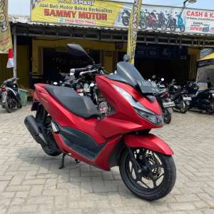 Jual bekas HONDA PCX 160 CBS 2021,lokasi di Cikupa