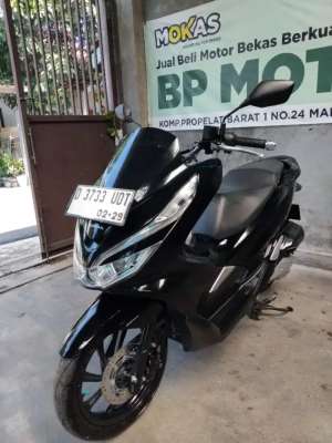 Jual bekas Honda PCX 2019 Mulus CashKredit,lokasi di Cinambo