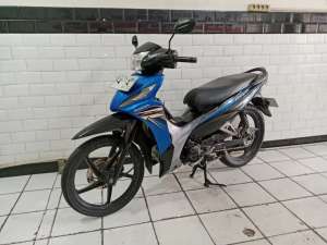 Jual bekas Honda Revo 2015 mesin halus terawat,lokasi di Tangerang