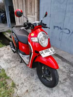 Jual bekas HONDA SCOOPY 2019,lokasi di Sewon