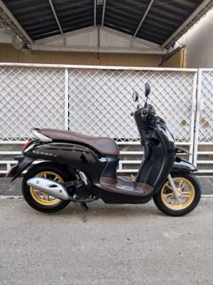 Jual bekas Honda Scoopy Prestige Keyless Thn 2021,lokasi di Cempaka Putih