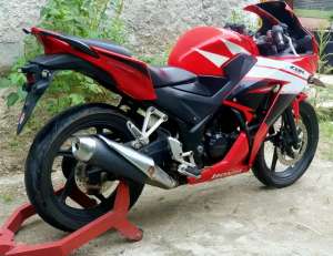 Jual bekas HONDA SPORT CBR RED VS BLACK,lokasi di Karawaci