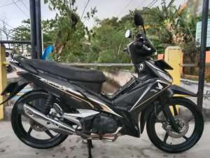 Jual bekas Honda Supra x 125 cw fi th 2016 tinggal cuzz,lokasi di Sawangan