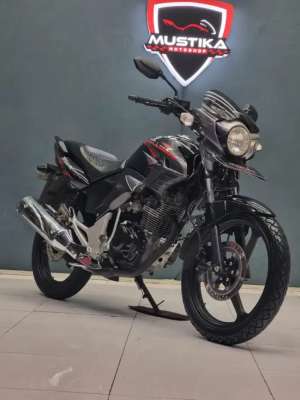 Jual bekas Honda Tiger Revo 2012 Original Terawat,lokasi di Junrejo