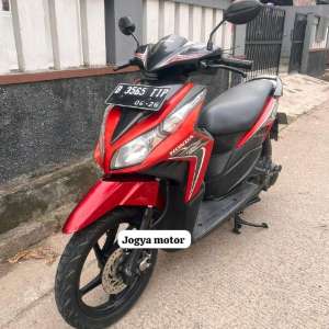 Jual bekas honda vario 110 karbu 2011 motor second berkualitas,lokasi di Tangerang Selatan