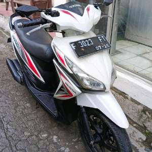 Jual bekas Honda Vario 110 LED tahun 2015, Motor bekas berkualitas,lokasi di Bogor
