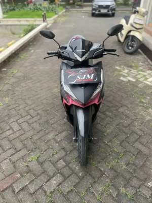 Jual bekas HONDA VARIO 150 3016 MESIN HALUS,lokasi di Cengkareng