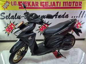 Jual bekas Honda Vario 150 Exclusive fi remot iss cbs,lokasi di Pakal