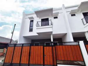 JUAL CEPAT Rumah 2 Lantai Siap Huni di Ciomas Bogor, Harga Nego lokasi di Ciomas, tersedia melalui melalui situs Olx