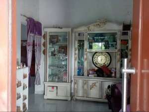 Jual cepat Rumah Bagus Siap huni lokasi di Pasar Kemis, tersedia melalui melalui situs Olx