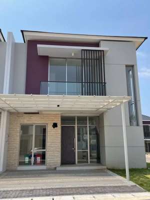JUAL CEPAT Rumah PIK 2 Ukuran 8x12,5 Kosongan SHM Bisa KPR lokasi di Pantai Indah Kapuk, tersedia melalui melalui situs Olx