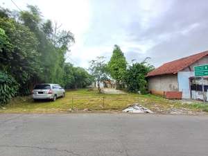 JUAL CEPAT TANAH POSISI STRATEGIS PINGGIR JALAN RAYA lokasi di Bojongsari, tersedia melalui melalui situs Olx