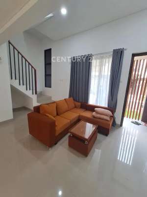 jual rumah siap huni di kota deltamas cikarang pusat savasa lokasi di Cikarang Selatan, tersedia melalui melalui situs Olx