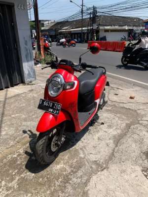 Jual bekas Jual Scoopy thn 2017,lokasi di Katapang