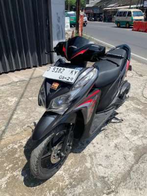 Jual bekas Jual Vario 125 kzr thn 2014,lokasi di Antapani (Cicadas)