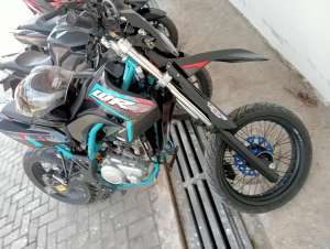 Jual bekas JUAL YAMAHA WR 155R MODIF SUPERMOTO,lokasi di Tawangharjo