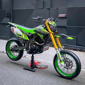 Jual bekas KLX 150 D TRACKER SUPERMOTO MODIF GANTENG SIAP TOURING TRAIL TRABAS,lokasi di Tomang