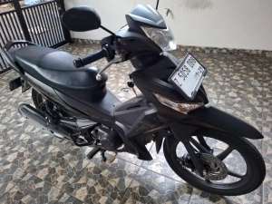 Jual bekas Km 8rb gress, honda supra x 125R CW DD 2024 bln 9 pajak panjang ZGarut,lokasi di Tomang